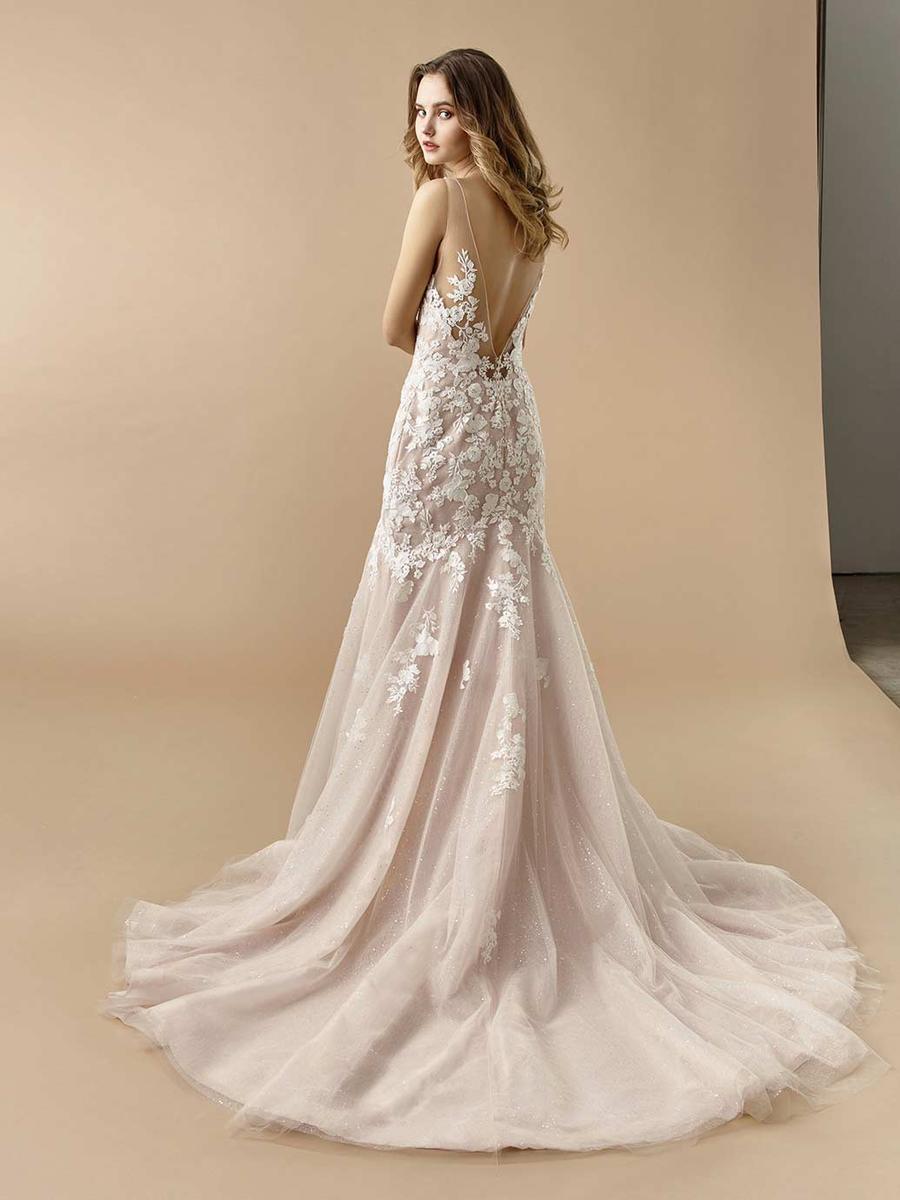ETOILE Style Number BT20_01 - 2
