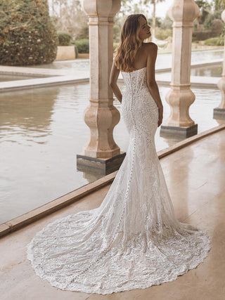 Enzoani Bridal Style Number Vail - 3