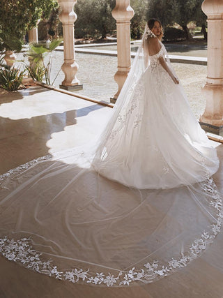 Enzoani Bridal Style Number Vogue - 3