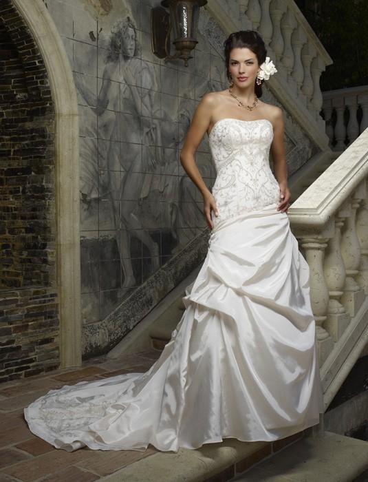 Casablanca Bridals Style Number 1892 - 1