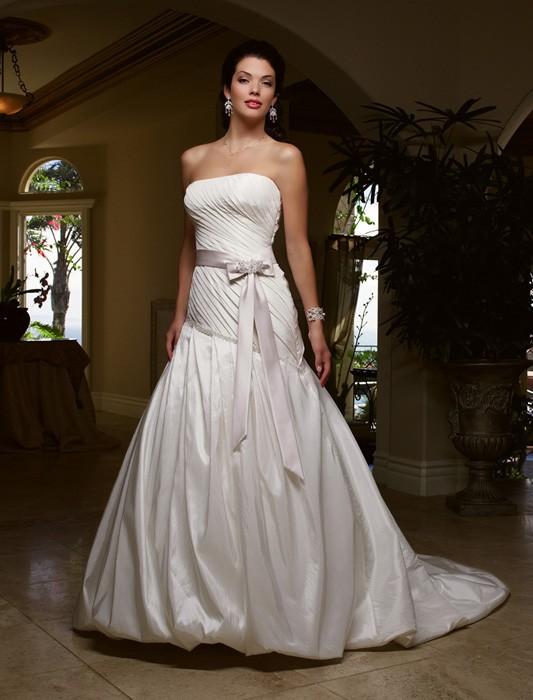 Casablanca Bridals Style Number 1912 - 1