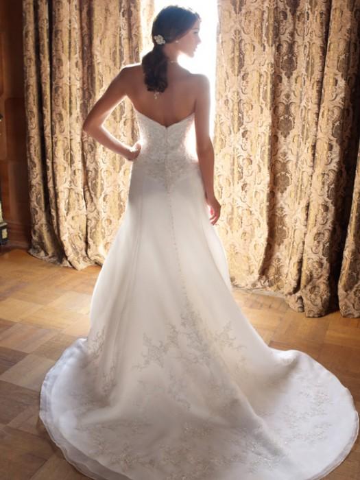Casablanca Bridals Style Number 2002 - 2