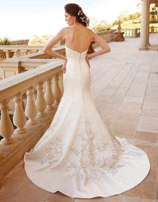 Casablanca Bridals Style Number 2042 - 2