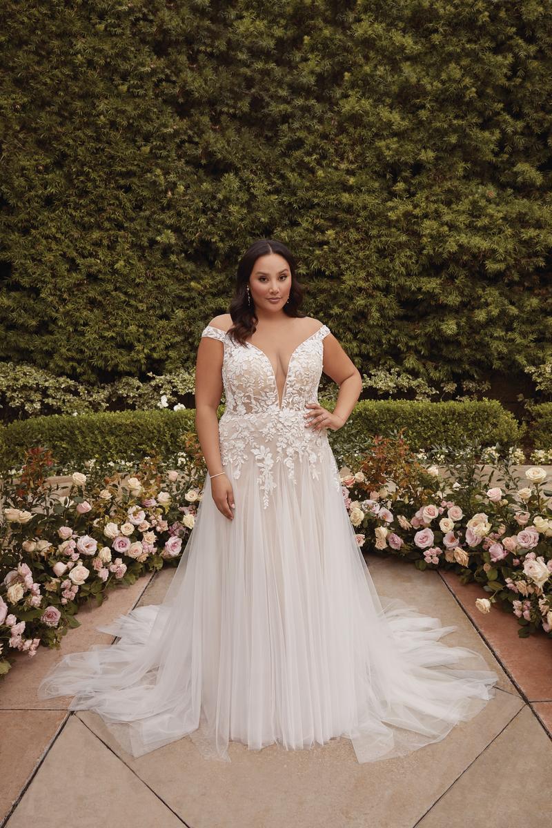 Casablanca Bridals Style Number 2469 - 4