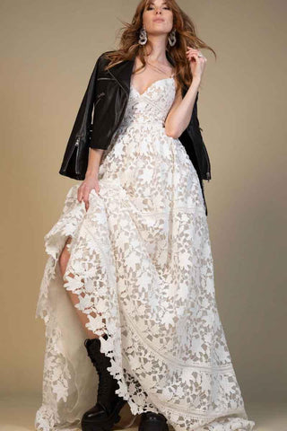 All Who Wander Style Number Calla - 1