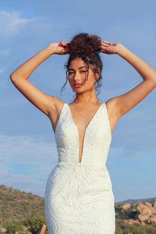 All Who Wander Style Number Clio - 13