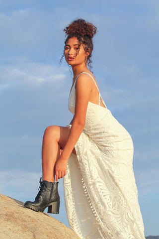 All Who Wander Style Number Clio - 10