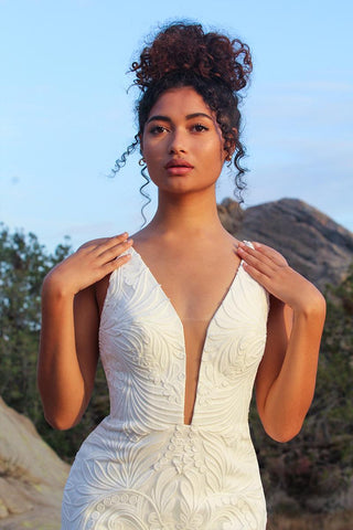 All Who Wander Style Number Clio - 8