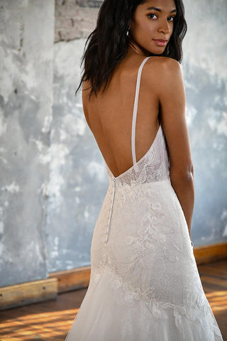 All Who Wander Style Number Leyla - 6