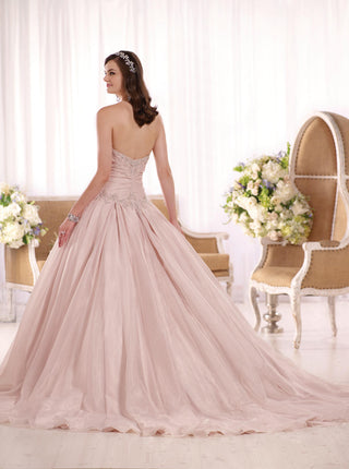 Essense Bridal Collection Style Number D2031 - 2