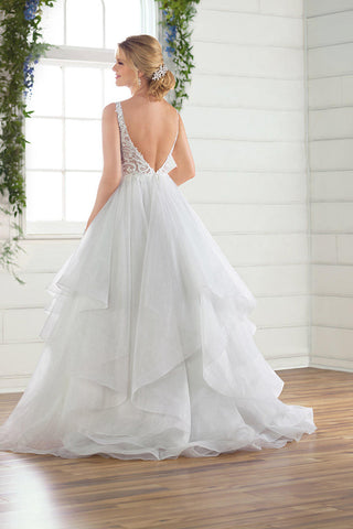 Essense Bridal Collection Style Number D2723 - 2