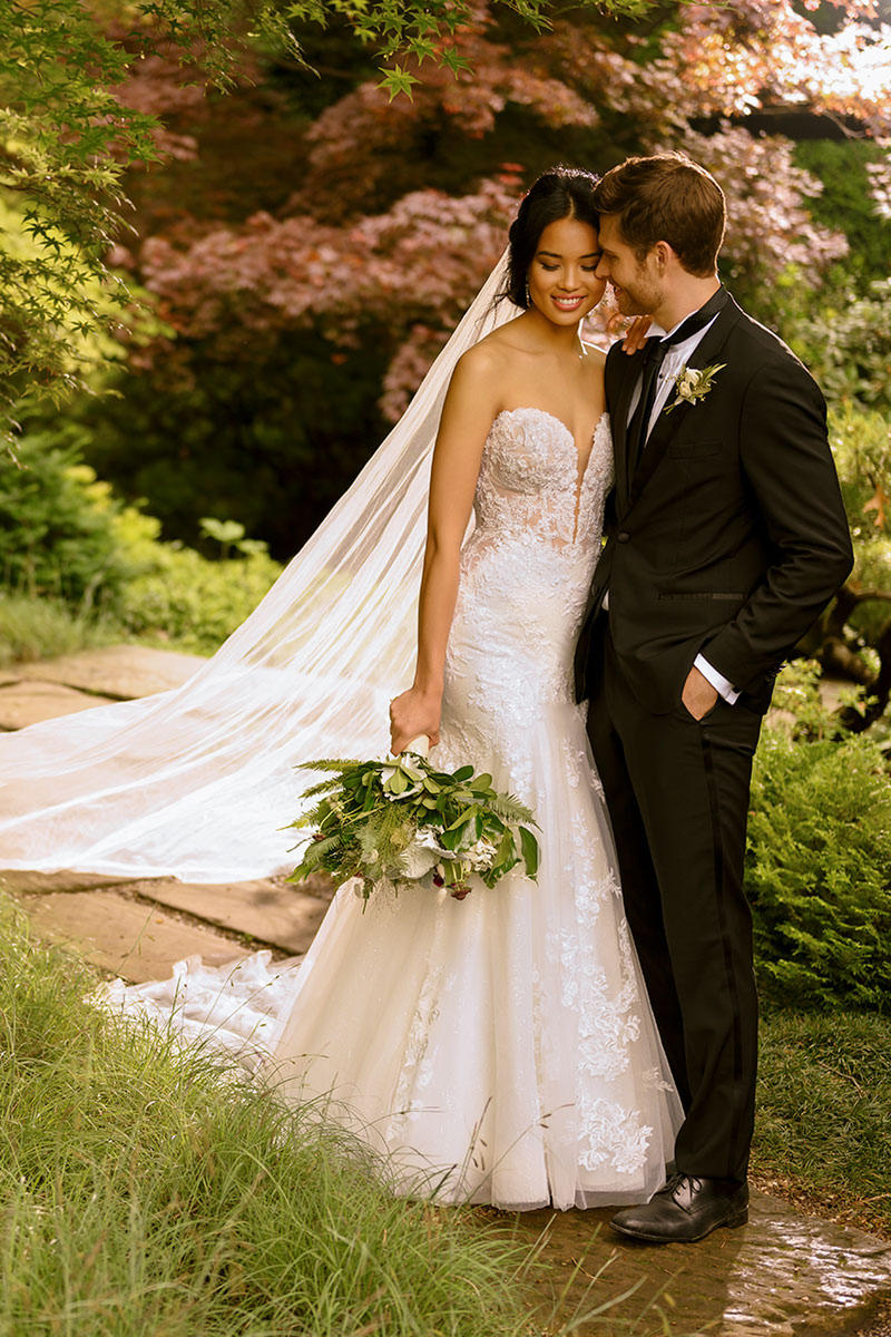 Essense Bridal Collection Style Number D2888 - 6