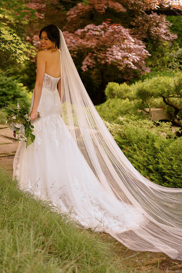 Essense Bridal Collection Style Number D2888 - 2