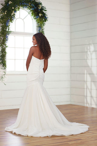 Essense Bridal Collection Style Number D2907 - 2