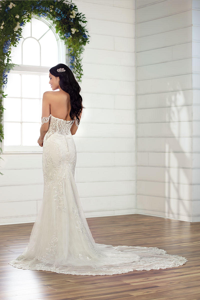 Essense Bridal Collection Style Number D2988 - 2