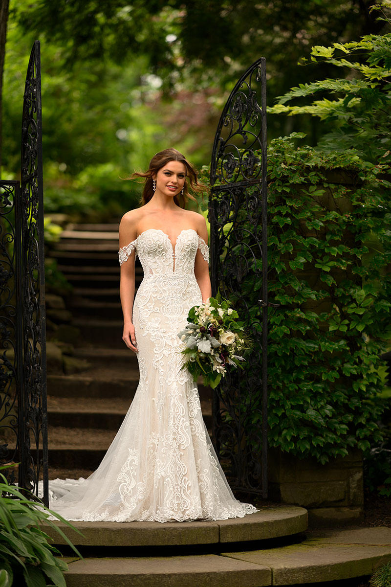 Essense Bridal Collection Style Number D2988 - 7