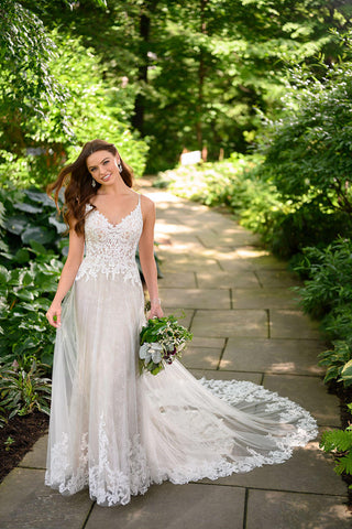 Essense Bridal Collection Style Number D3103 - 3