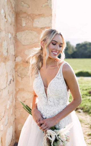 Essense Bridal Collection Style Number D3151 - 16