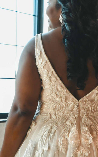 Essense Bridal Collection Style Number D3151 - 7