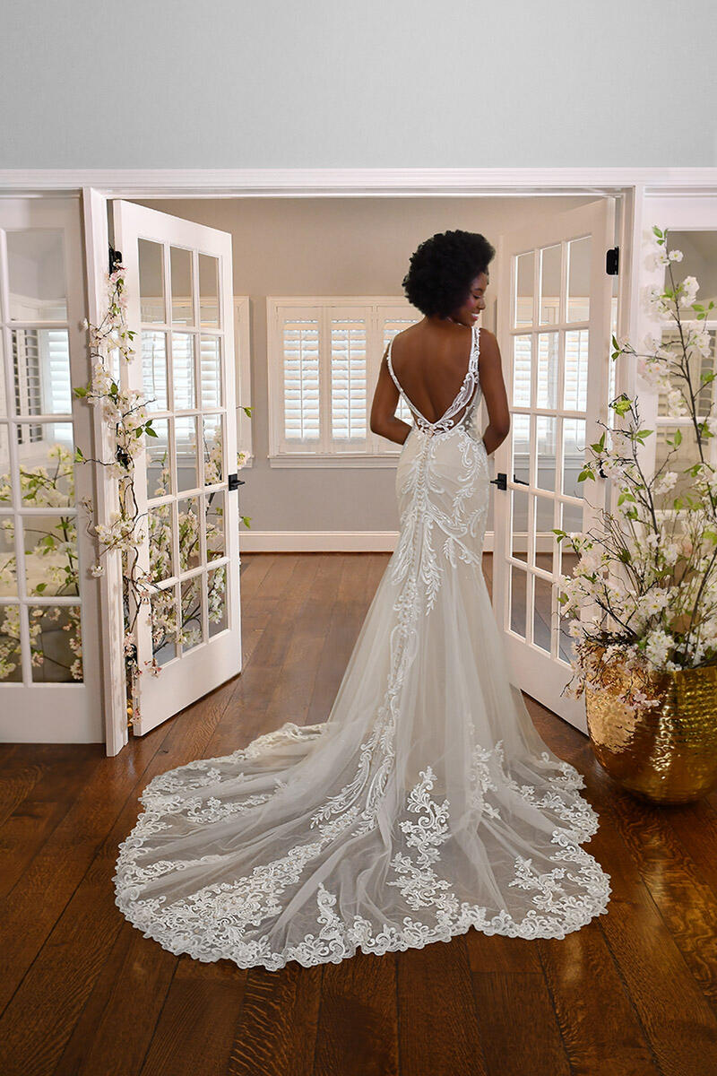 Essense Bridal Collection Style Number D3153 - 6