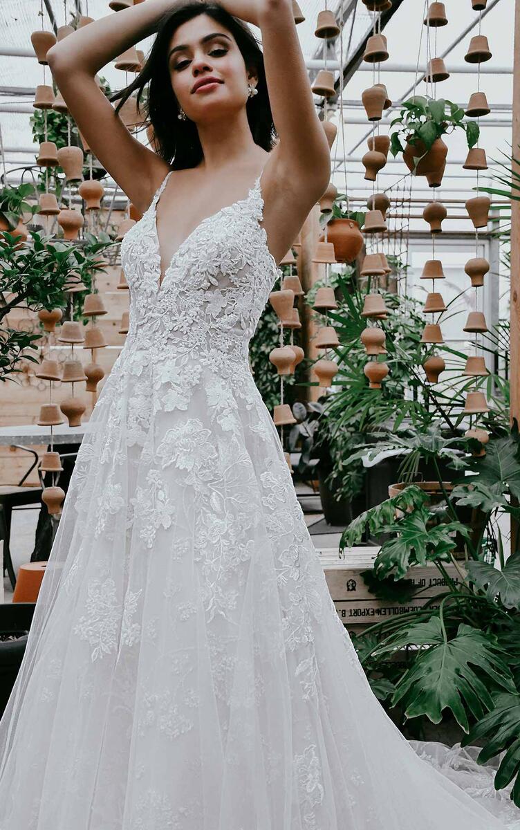 Essense Bridal Collection Style Number D3157 - 3
