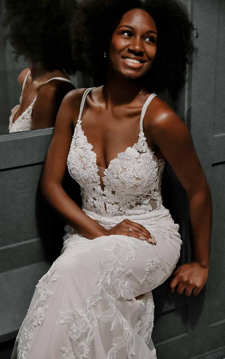 Essense Bridal Collection Style Number D3240 - 6
