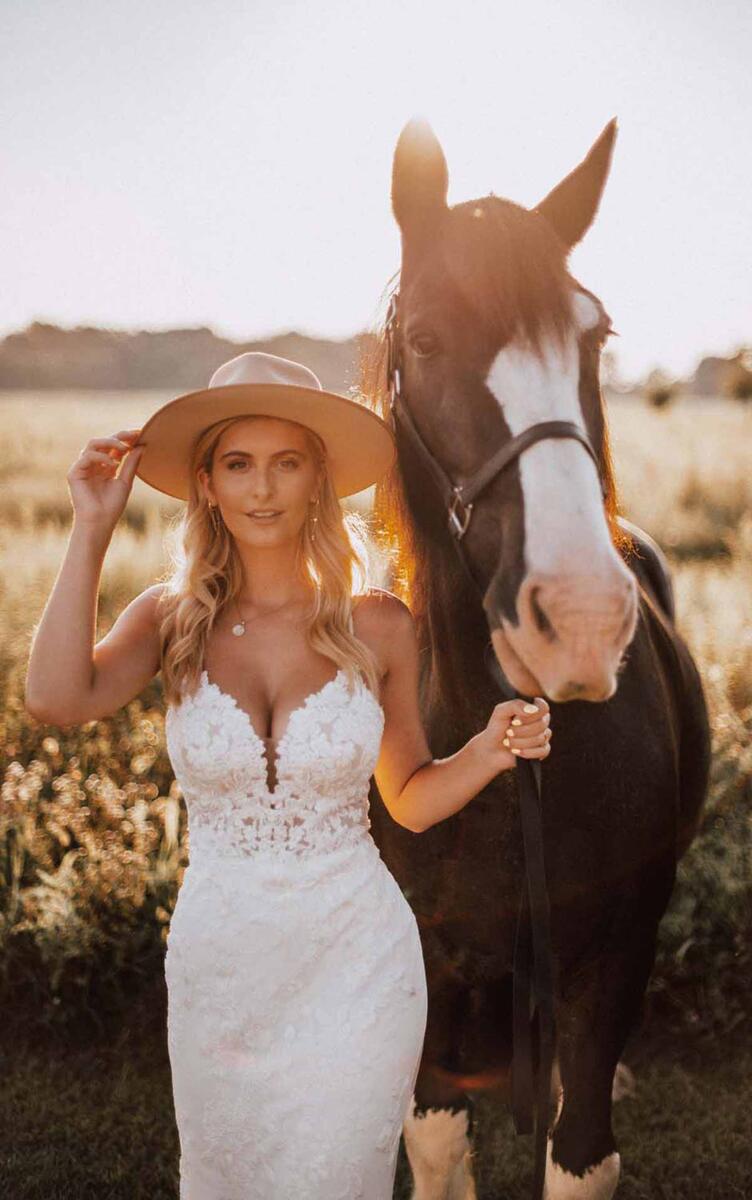 Essense Bridal Collection Style Number D3240 - 10