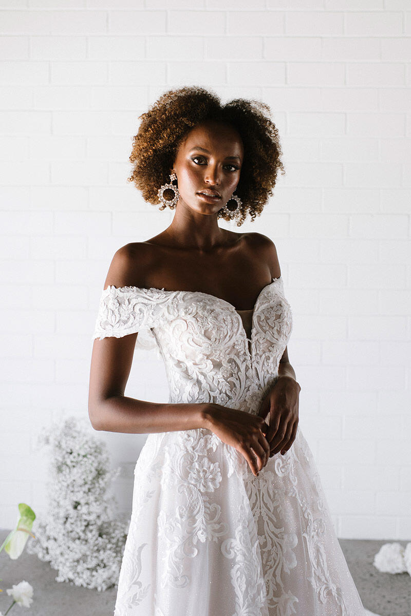 Essense Bridal Collection Style Number D3241 - 11