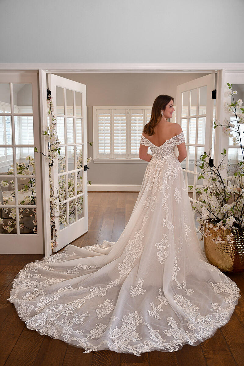 Essense Bridal Collection Style Number D3241 - 9