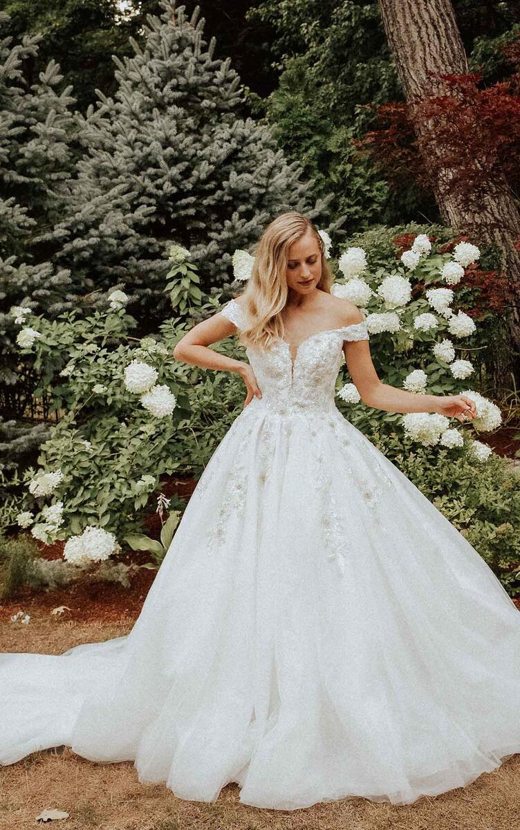 Essense Bridal Collection Style Number D3245 - 9