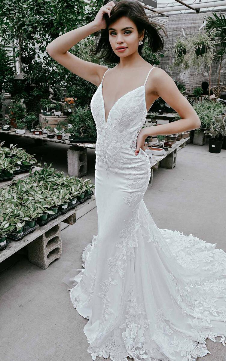 Essense Bridal Collection Style Number D3263 - 9