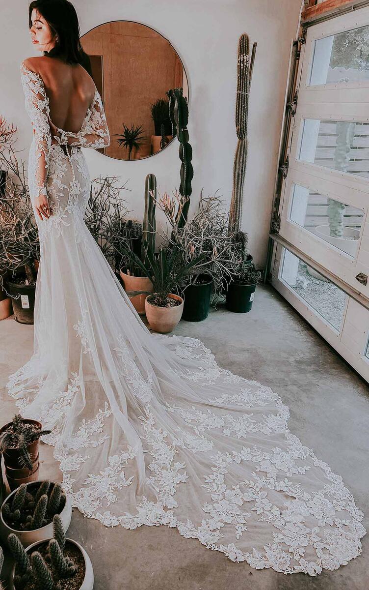 Essense Bridal Collection Style Number D3284 - 4
