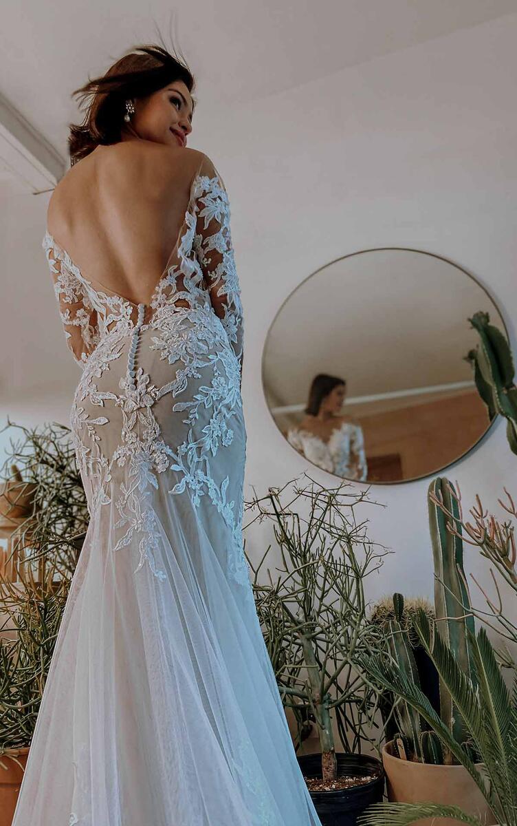 Essense Bridal Collection Style Number D3284 - 8