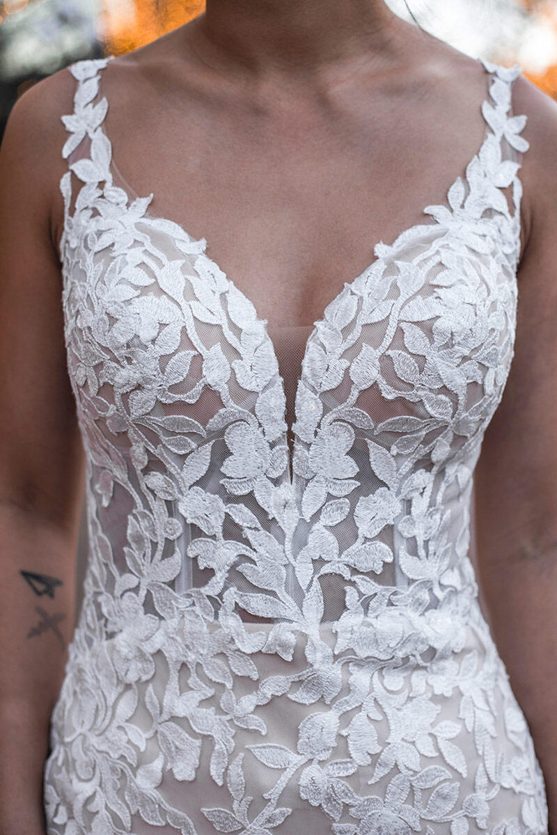 Essense Bridal Collection Style Number D3301 - 3