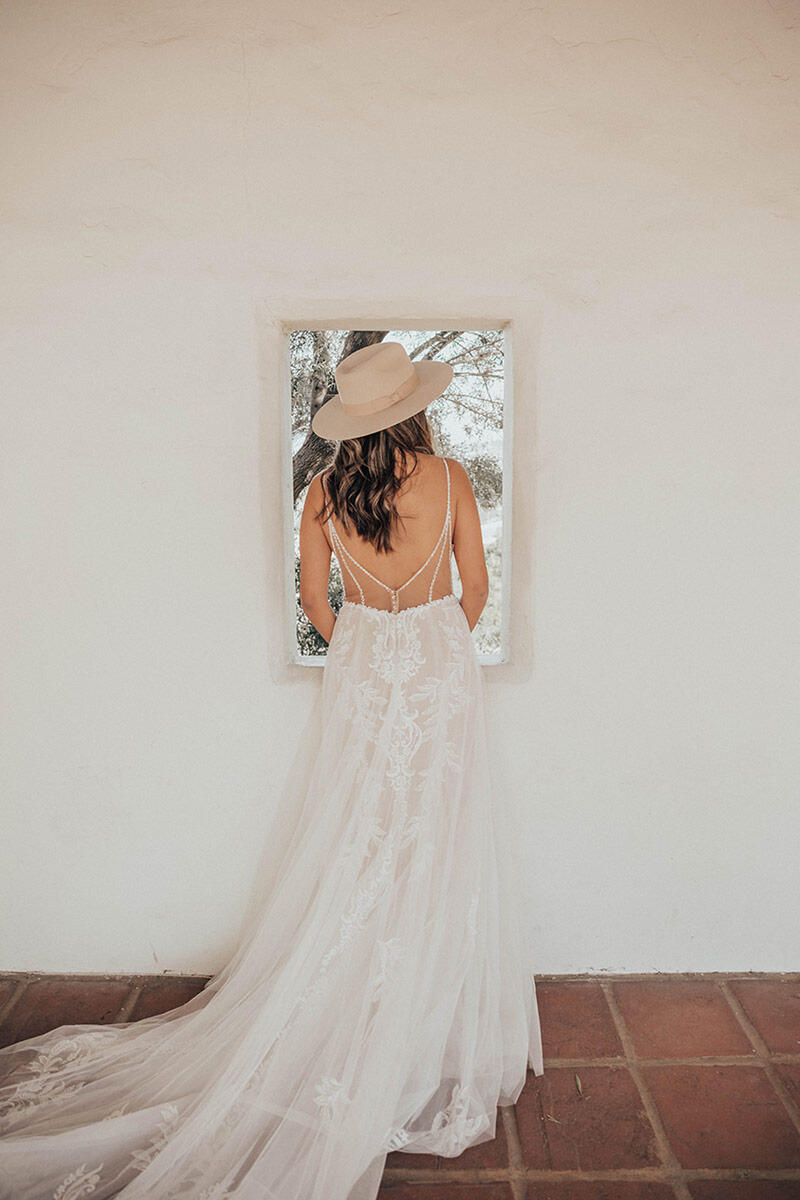 Essense Bridal Collection Style Number D3324 - 12