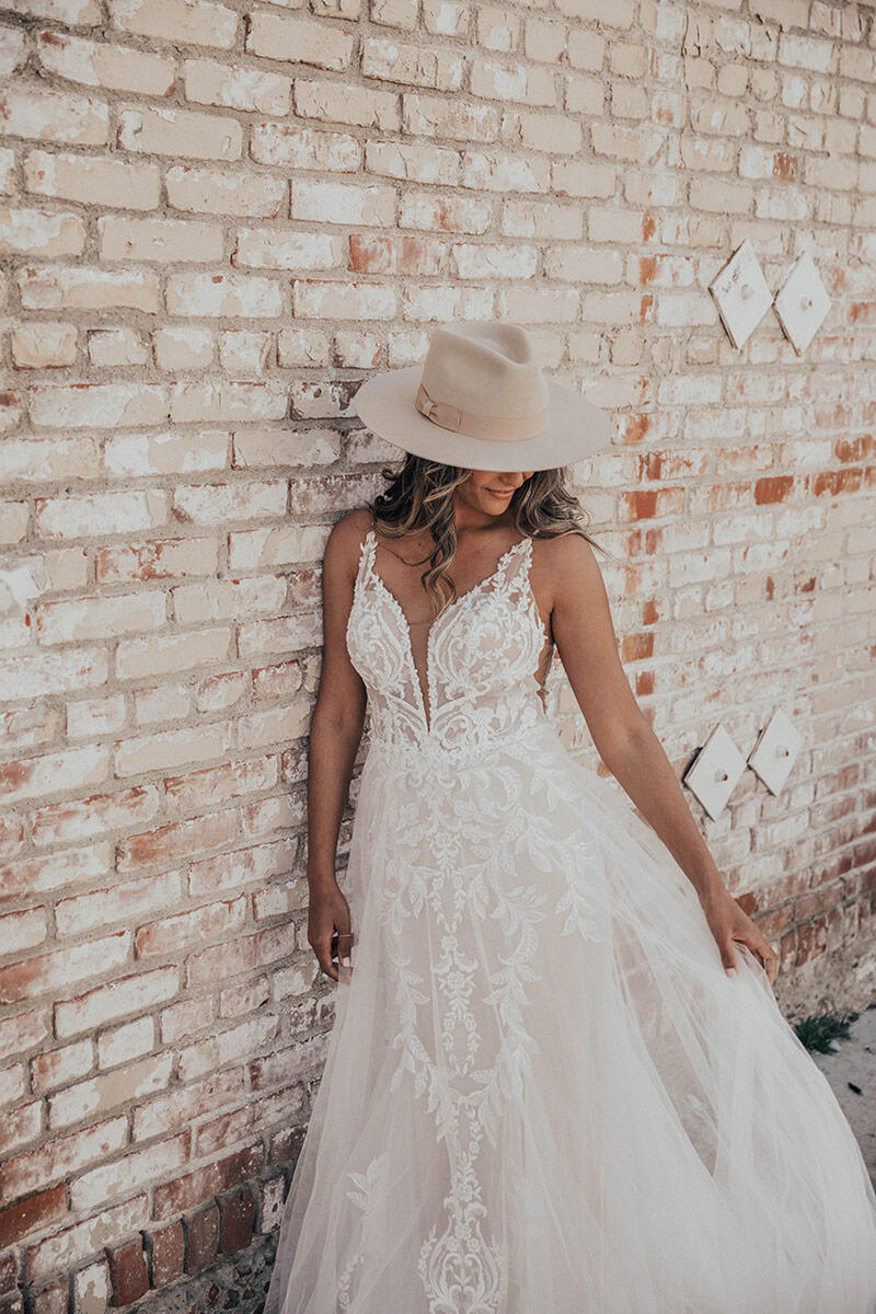 Essense Bridal Collection Style Number D3324 - 14