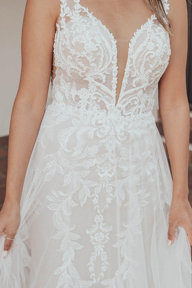 Essense Bridal Collection Style Number D3324 - 19