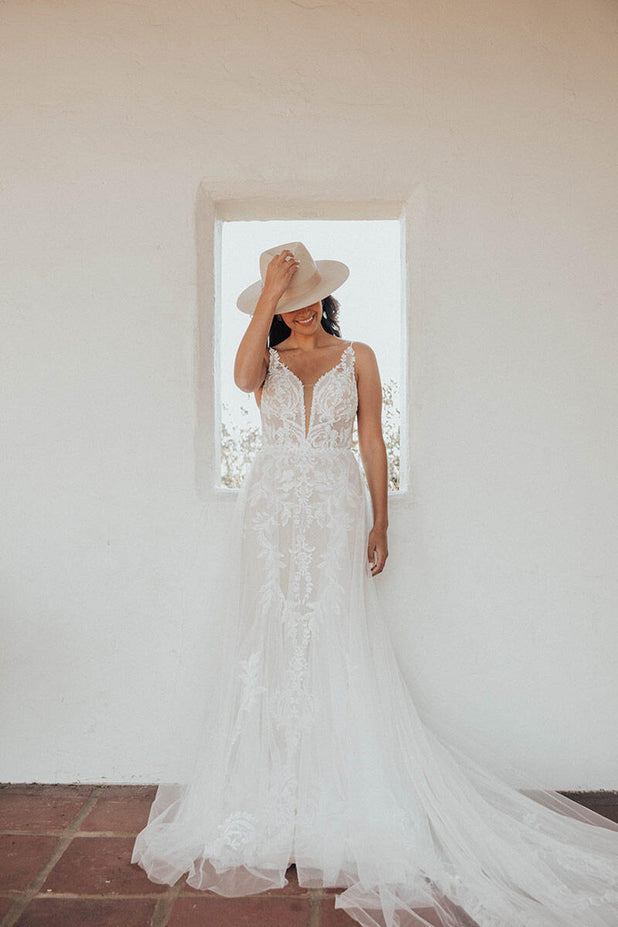 Essense Bridal Collection Style Number D3324 - 1