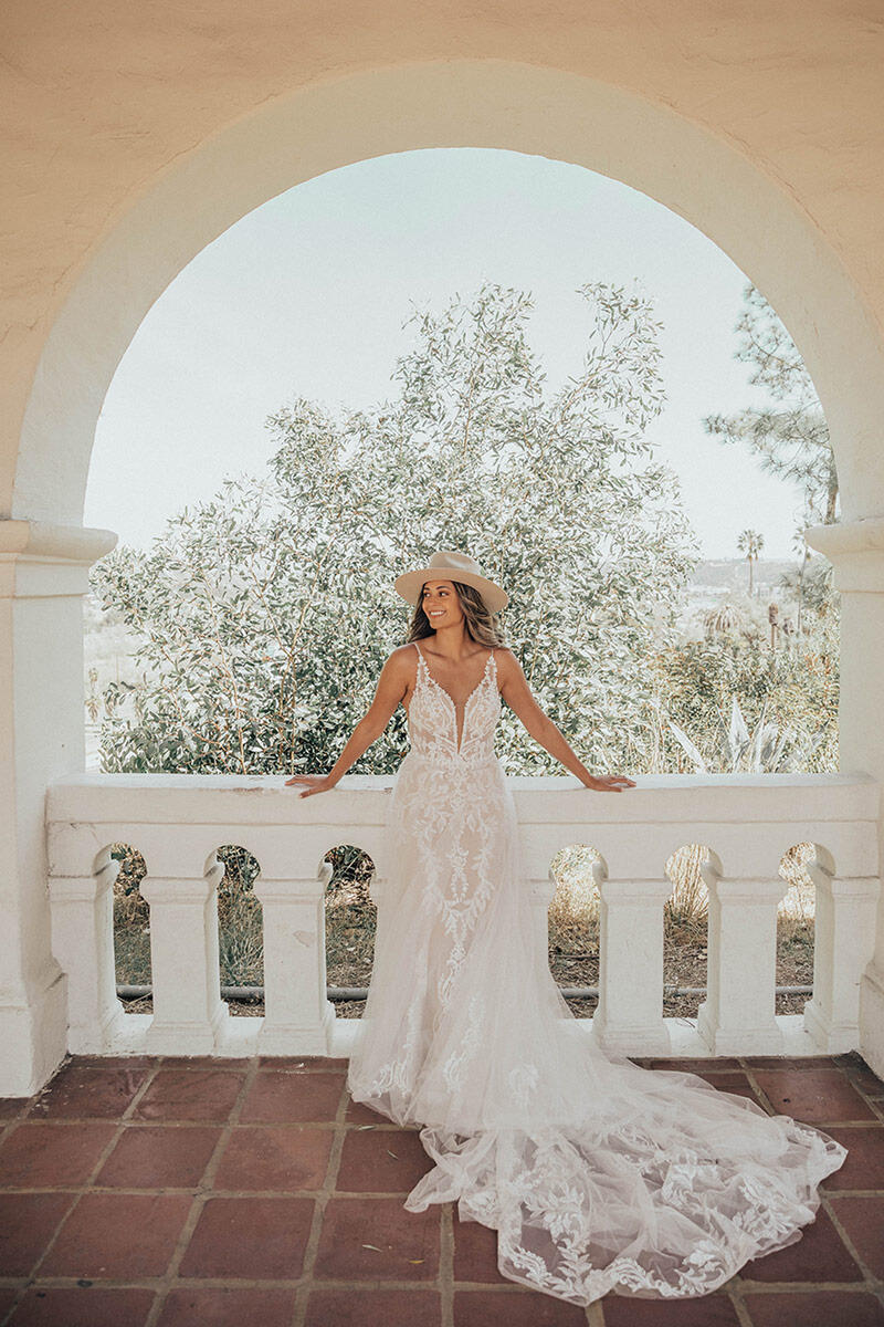 Essense Bridal Collection Style Number D3324 - 15
