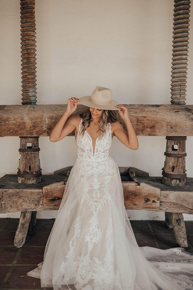 Essense Bridal Collection Style Number D3324 - 13