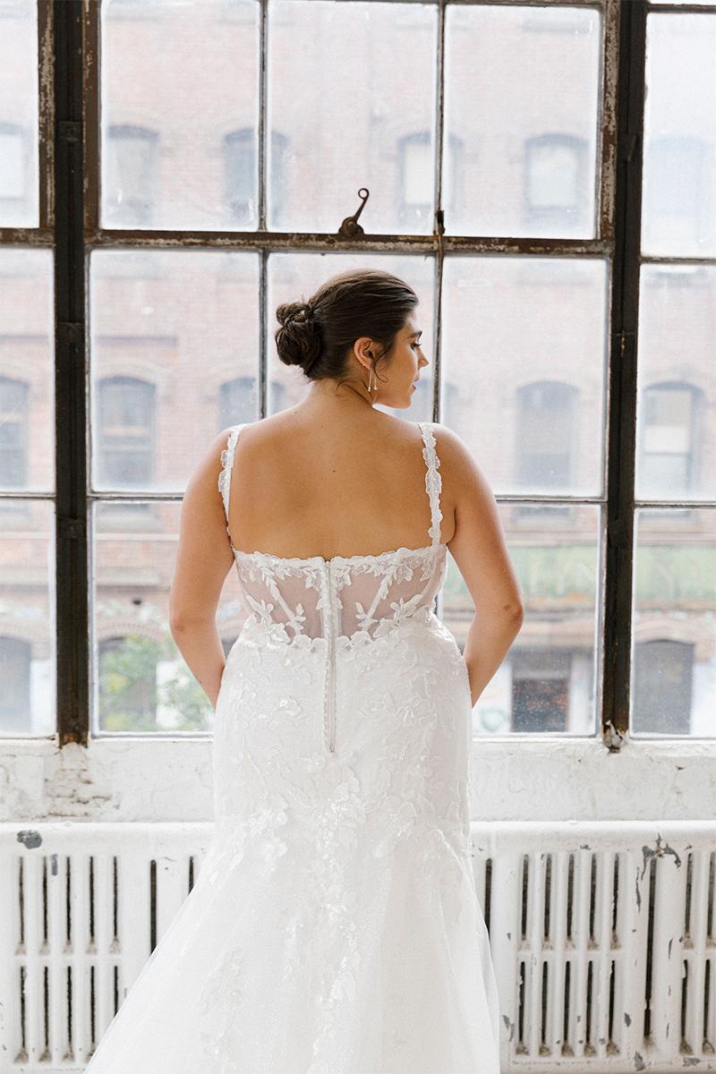 Essense Bridal Collection Style Number D3393 - 19