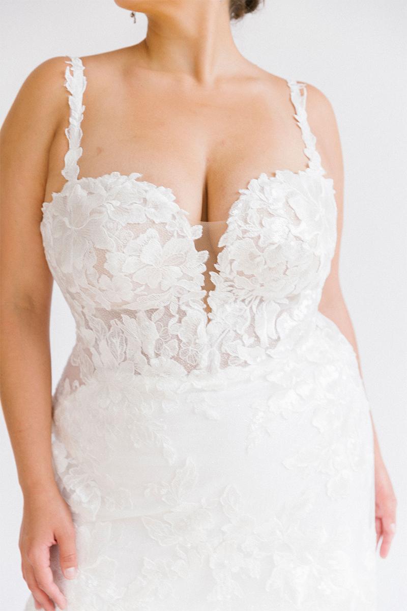 Essense Bridal Collection Style Number D3393 - 10