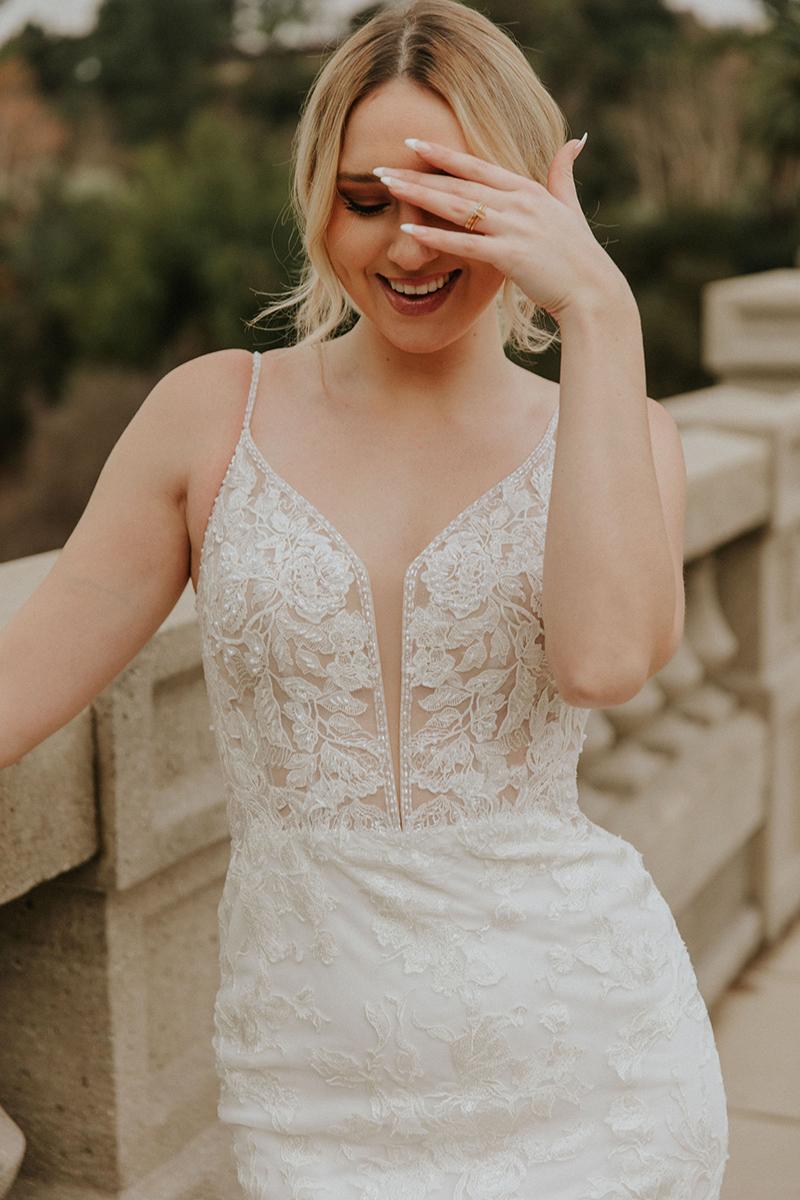 Essense Bridal Collection Style Number D3477 - 19