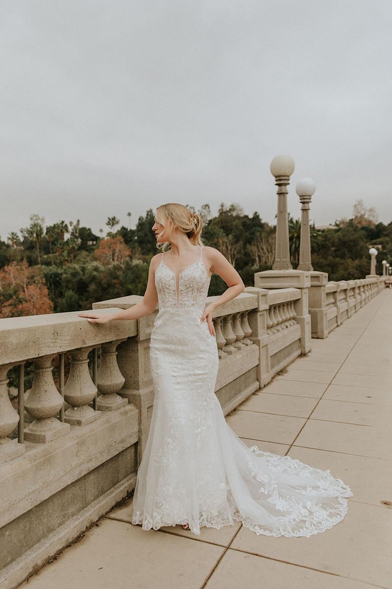 Essense Bridal Collection Style Number D3477 - 9