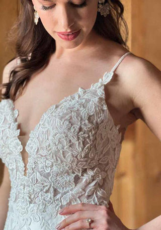 Essense Bridal Collection Style Number D3484 - 10