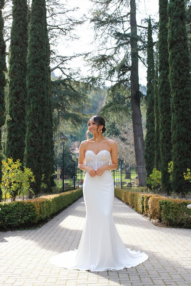 Essense Bridal Collection Style Number D3509 - 1