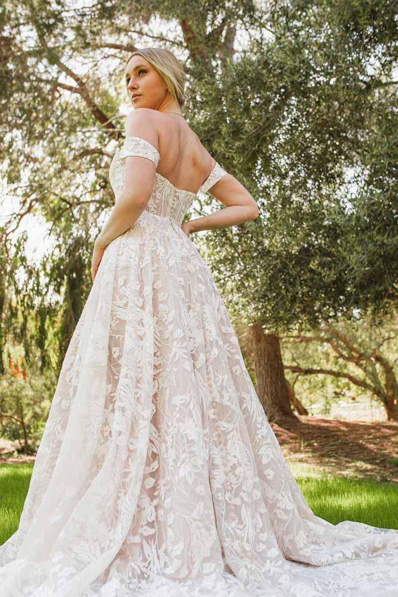 Essense Bridal Collection Style Number D3520 - 5