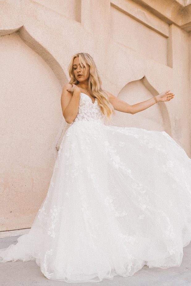 Essense Bridal Collection Style Number D3521 - 1