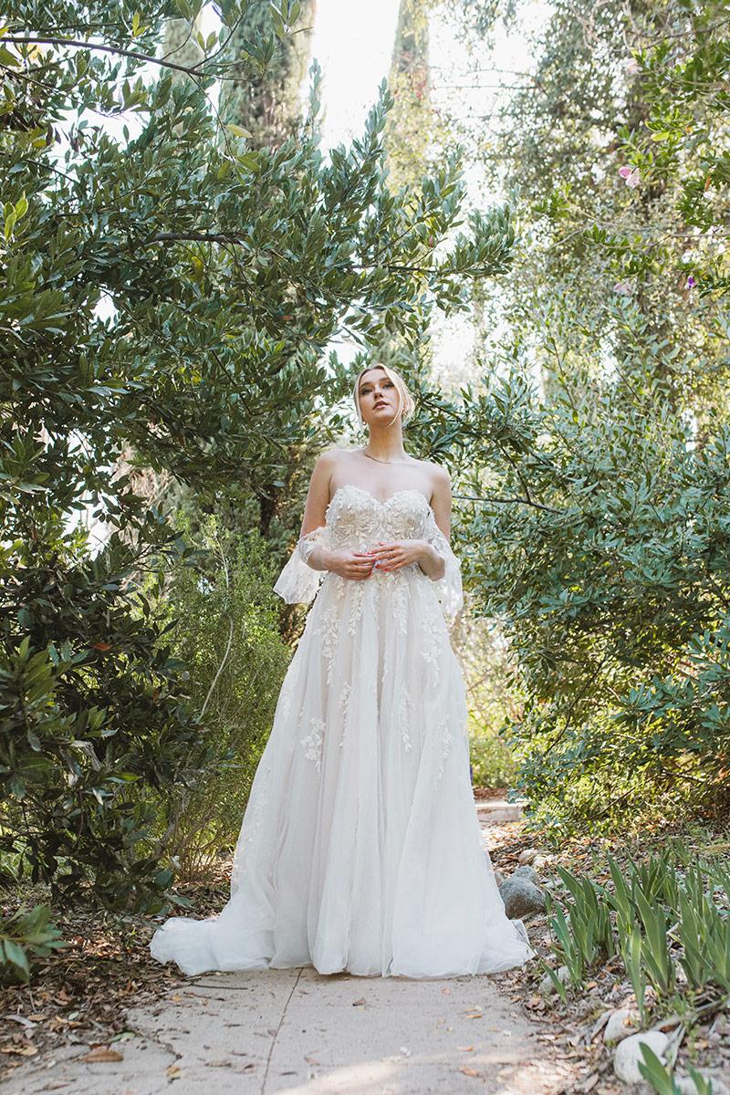 Essense Bridal Collection Style Number D3529 - 27