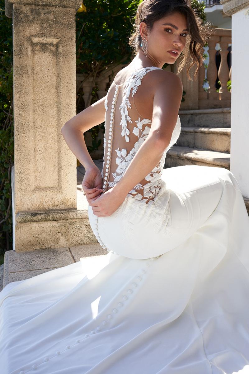Essense Bridal Collection Style Number D3544 - 5